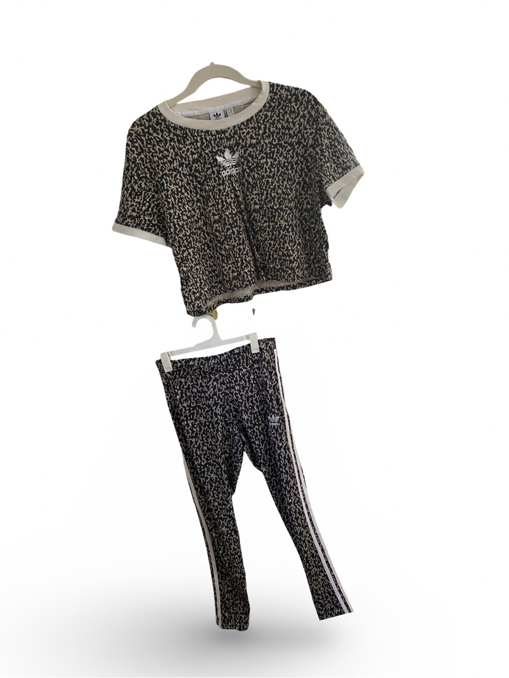 adidas Leopard-Print workout Set- Side Stripes - Picture 4 of 8
